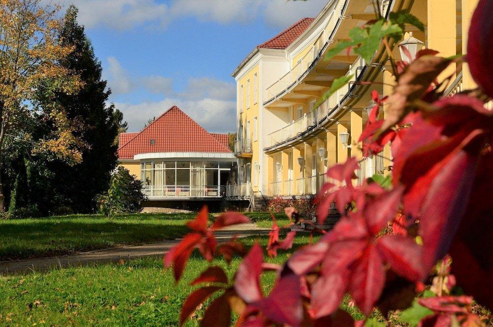 Akzent Hotel Am Burgholz 타바르즈 외부 사진