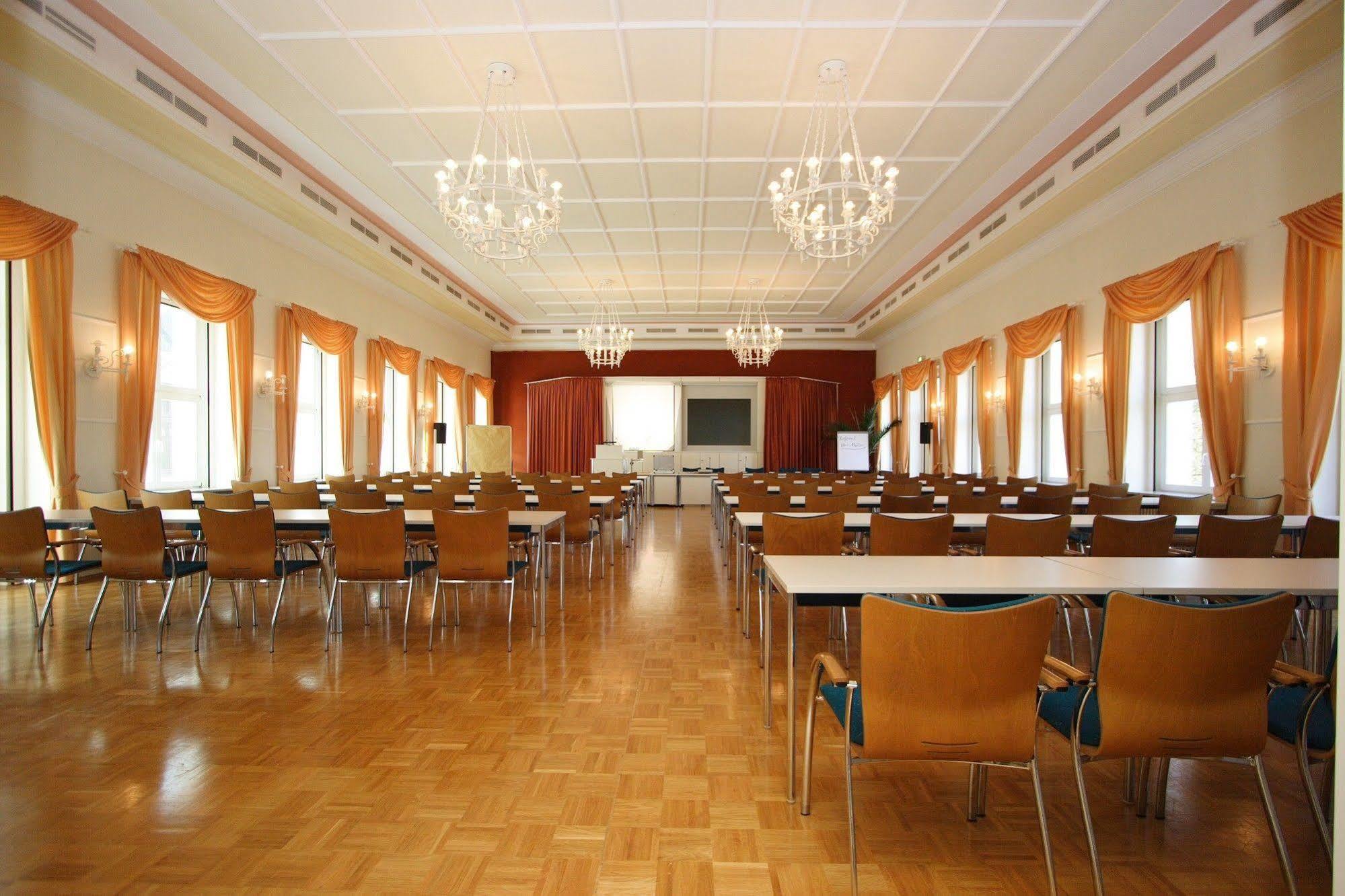 Akzent Hotel Am Burgholz 타바르즈 외부 사진